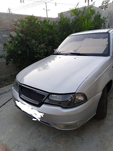 daewoo nexia 2010: Daewoo Nexia: 1.5 l | 2010 il Sedan — 2