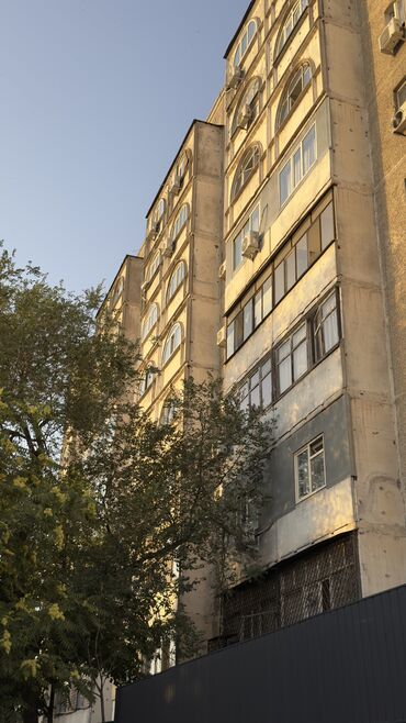 центральная мечеть: 1 комната, 35 м², 106 серия, 5 этаж, Старый ремонт