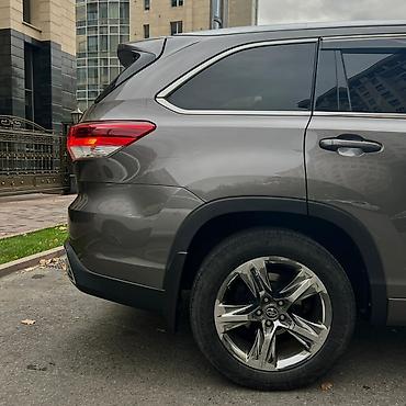 4wd 20132020: Toyota Highlander: 2018 г., 3.5 л, Автомат, Бензин, Кроссовер — 1