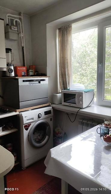 комната в бишкеке: 2 комнаты, 43 м², 2 этаж, Евроремонт — 5