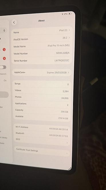 mac mini 4: Apple iPad Pro 11″ (M5), Wi‑Fi, 256 ГБ, серебристый iPad заряжался — 3