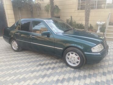 mercedes kredit: Mercedes-Benz 200: 1.8 l | 1995 il Sedan