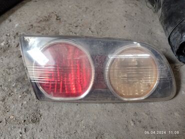 освещения: Задний левый стоп-сигнал Toyota 2002 г., Б/у, Оригинал, Япония