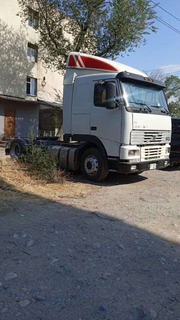 домкрат для авто: Тягач, Volvo, Бортовой
