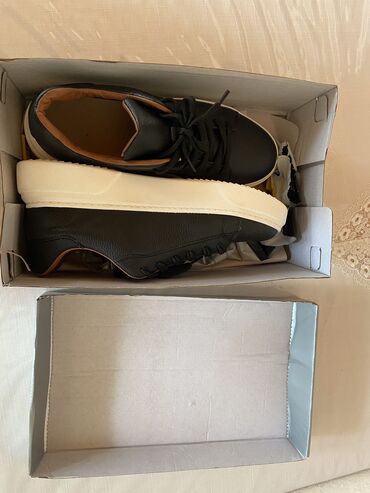 Krasofkalar və idman ayaqqabıları: Başlıq: 🌟 Tam Yeni Trendyol Ayaqqabısı – 41 Ölçü 🌟 Məzmun — 6