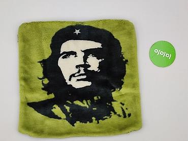 stan s komínem: Poszewka dekoracyjna na poduszkę – motyw „Guevara” - Wzór: kultowy — 3