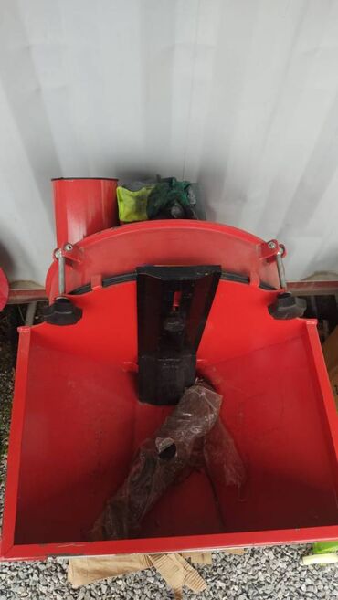turbo az traktor belarus 82 xacmaz: Yem qıran türkiyə istehsalı 220 volt mühəriiki ilə təhciz olunub 2