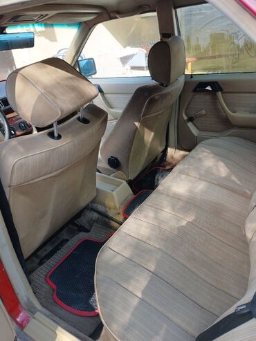 Mercedes-Benz: Mercedes-Benz E-Class: 1988 г., 2.3 л, Механика, Бензин, Седан — 16