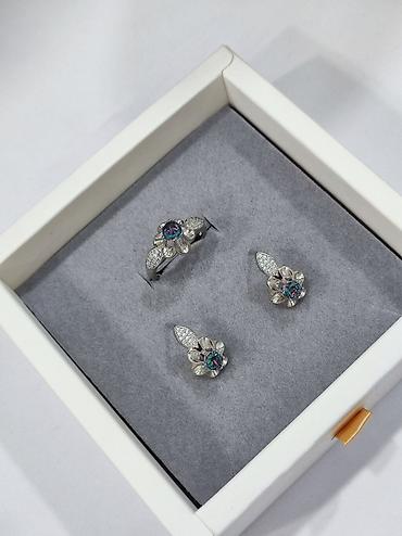 Серебряные наборы украшений: Серебро 925 пробы Размеры имеются Есть доставка по городу и — 5