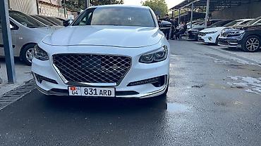 bmw g30 2018: Hyundai Grandeur: 2018 г., Газ — 2