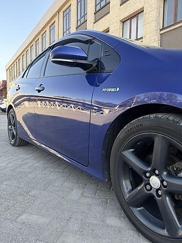 outback 2017: Toyota Prius: 2017 г., Гибрид, Хэтчбэк — 6