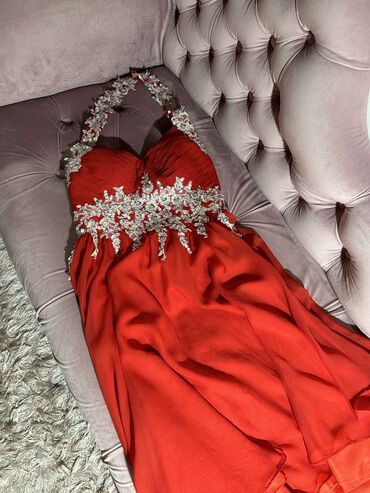 haljinica icine: S (EU 36), bоја - Crvena, Večernji, maturski, Drugi tip rukava