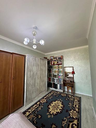 Продажа коттеджей и домов: 5 комнат, 200 м², 4 соток, Бишкек, Ак-Ордо 2 ж/м Собственник — 16