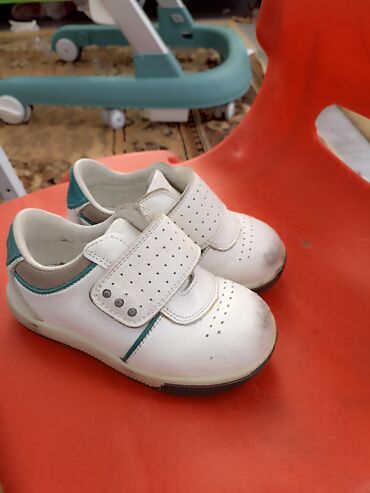ортопедические обувь для детей: Ортопедическая обувь в хорошем состоянии, только впереди обтерлась