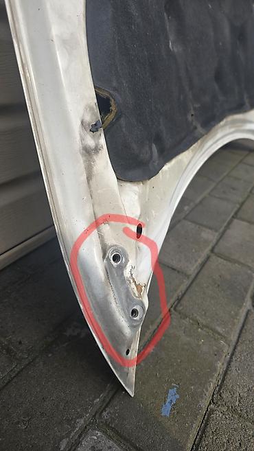 Капоты и комплектующие: Toyota — 4