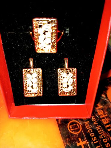 Tuflilər: Üzük və sırğalar - Metal: qızılı tonlu qirmizi rus qizili rengi - — 23