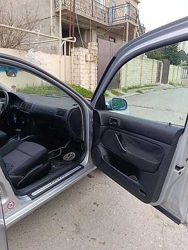 golf maşını: Volkswagen Golf: 1.6 l | 2001 il Hetçbek — 2