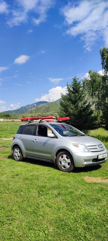 Toyota: Toyota ist: 2002 г., 1.5 л, Автомат, Бензин, Хэтчбэк — 6