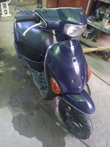 Скутеры: Скутер Suzuki, 60 куб. см, Бензин, Б/у