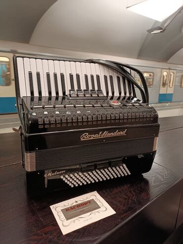 Аккордеоны: Продаю привозной Германские аккордеон Суроттогу аккордеондор баары at lalafo.kg — 6 Аккордеоны: Продаю привозной Германские аккордеон Суроттогу аккордеондор баары — 6