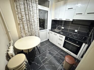 тец квартира: 2 комнаты, 43 м², Хрущевка, 2 этаж, Косметический ремонт