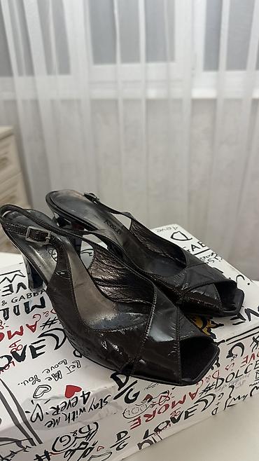 Брючные костюмы: Женская одежда, покупала в Дубаи/Италии, размер s/m, l до 44. Цены от at lalafo.kg — 63 Брючные костюмы: Женская одежда, покупала в Дубаи/Италии, размер s/m, l до 44. Цены от — 63