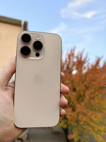 старый телефон на новый: IPhone 16 Pro, Б/у, 128 ГБ, Desert Titanium, Зарядное устройство, Защитное стекло, Кабель, 91 %