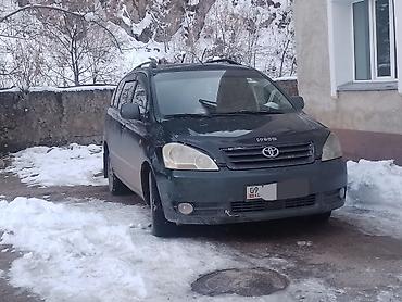 Toyota: Toyota Avensis Verso: 2001 г., 2.4 л, Механика, Бензин, Минивэн — 1