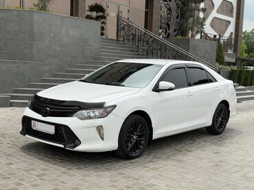 авто в рассрочку без банка без первоначального взноса в бишкеке: Toyota Camry: 2016 г., 2.5 л, Автомат, Бензин, Седан