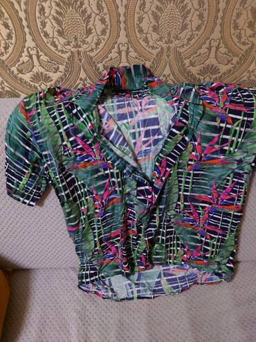 Köynəklər: Магазин закрылся в наличии осталось много качественных футболок — 21