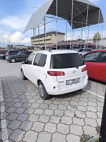 Mazda Demio: 2005 г., 1.3 л, Автомат, Бензин, Хэтчбэк
