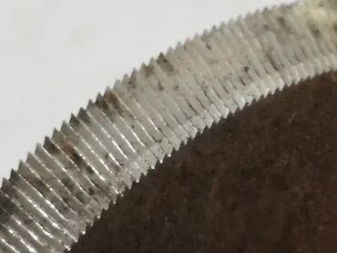 Ostali uređaji: Glodalo u spic 100x10x40mm, za ostrenje rebrastih nozeva Glodalo u — 4