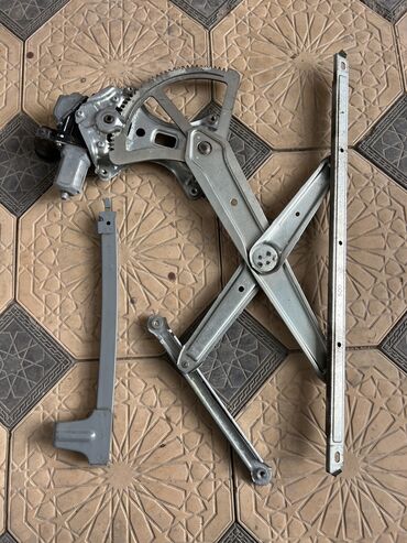 Дверные карты: Дверная карта Toyota 2018 г., Б/у, Оригинал, США — 4