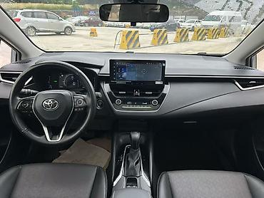 поможем: Toyota Corolla: 2025 г., 1.8 л, Вариатор, Гибрид, Седан — 7