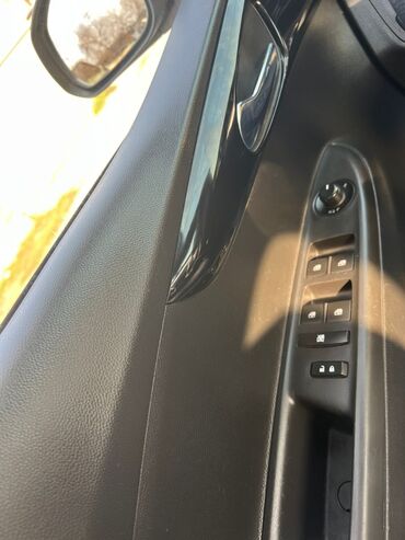 Chevrolet: Chevrolet Spark: 2018 г., 1 л, Вариатор, Бензин, Хэтчбэк — 15