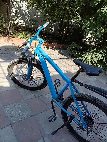 start velosiped: Dağ/şəhər tipli velosiped – mavi rəng Sprey vurulub veloda Təkərlər — 2