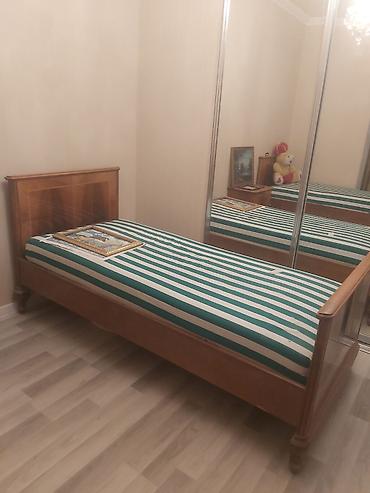 bedroom: Qədimi Mebel dəsti. 2 çarpayı, 1 dolab, 1 termo+pufik, 2 ədəd tumba — 6