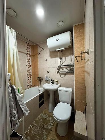 45: 🏡 ПРОДАЁТСЯ КВАРТИРА В 10-М МИКРОРАЙОНЕ 📍 10 мкр, дом 22 🏢 Этаж: 4/5 — 7