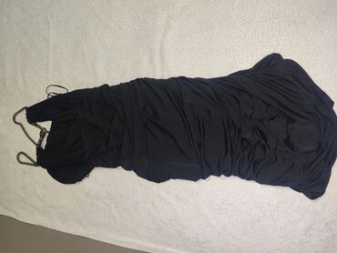 dve haljine e: S (EU 36), bоја - Crna, Koktel, klub, Na bretele