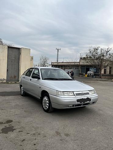 traktör ed dehil: Model: Lada 2112 (heyçbek) Kuzov: 5 qapılı, gümüşü rəng Mühərrik — 8