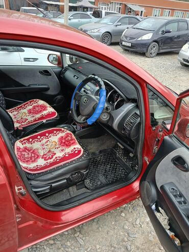 авто уаз патриот: Honda Fit: 2002 г., 1.5 л, Вариатор, Бензин, Хэтчбэк