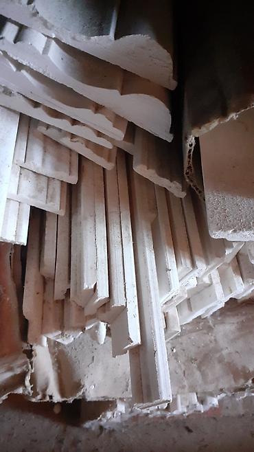 qapi dekoru: Gips dekorativ plintus və karniz profilləri - Material: yüksək — 1