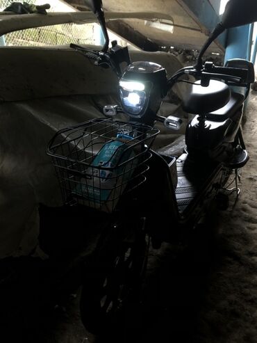мото: Elektrik skuter – şəhər içi rahat və səssiz hərəkət üçün