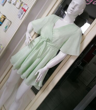 h: S (EU 36), color - Green, Other style, Short sleeves