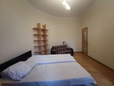 Uzunmüddətli kirayə mənzillər: В 2-х минутах от бульвара — 8