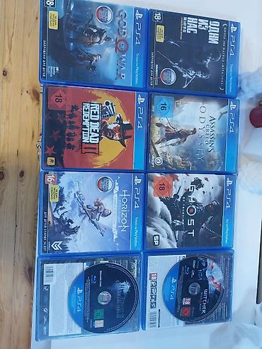 PS4 üçün oyun diskləri toplusu. Şəkildə görünən oyunlar: - God of War lalafo.az -da PS4 üçün oyun diskləri toplusu. Şəkildə görünən oyunlar: - God of War