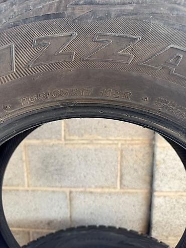 уто 404: Комплект зимних шин Bridgestone Blizzak DM-V2. Размер: 265/65 R17 — 1