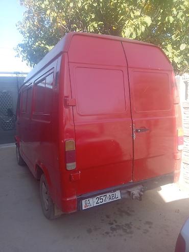 сокулуе: Mercedes-Benz T1: 1994 г., 3 л, Кол менен иштөөчү, Дизель, Van — 4