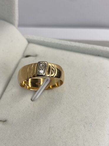 золотые изделия ссср: Золотое кольцо с бриллиантами(якутские) 583проба Советское золото СССР