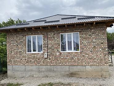 купить готовый дом с доставкой: 3 комнаты, 70 м², 6 соток, Кунтуу, Собственник — 5